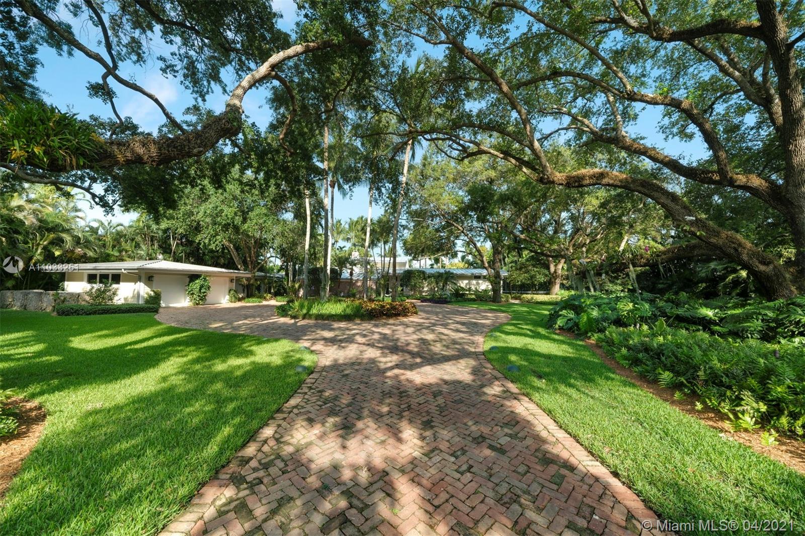 HAMMOCK LAKE PARK - Residential