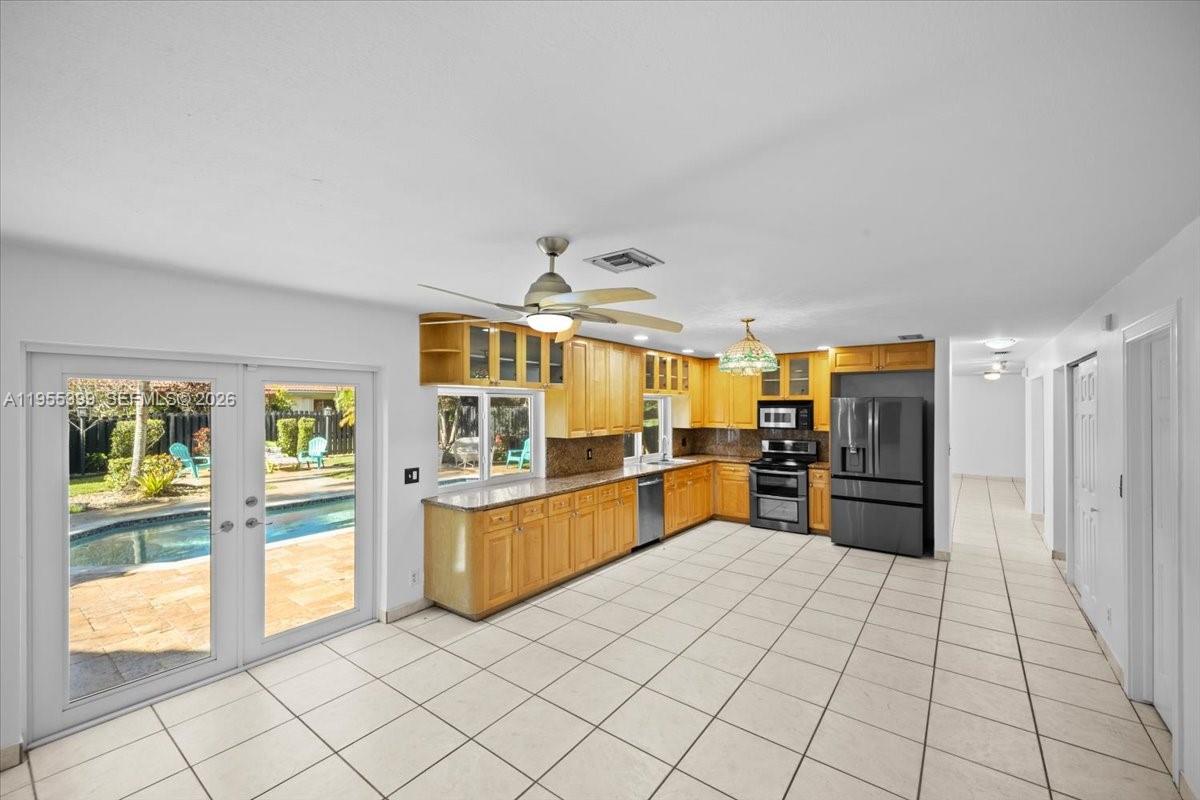 ROCK CREEK PHASE TWO - Residential