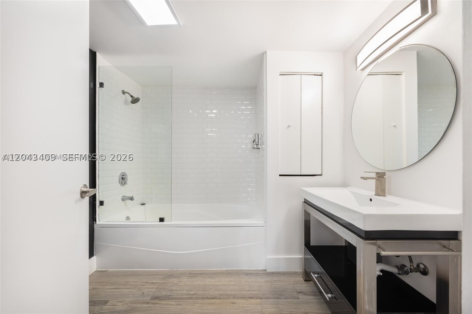 MUTINY PARK CONDO - Residential