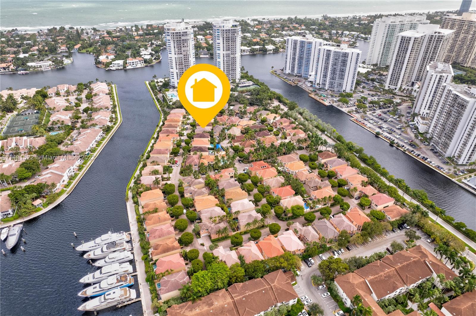 ISLAND WAY - Residential