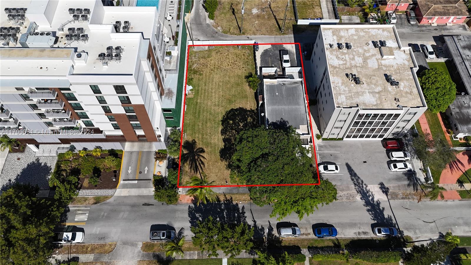 HOLLYWOOD SOUTH SIDE ADD - Land