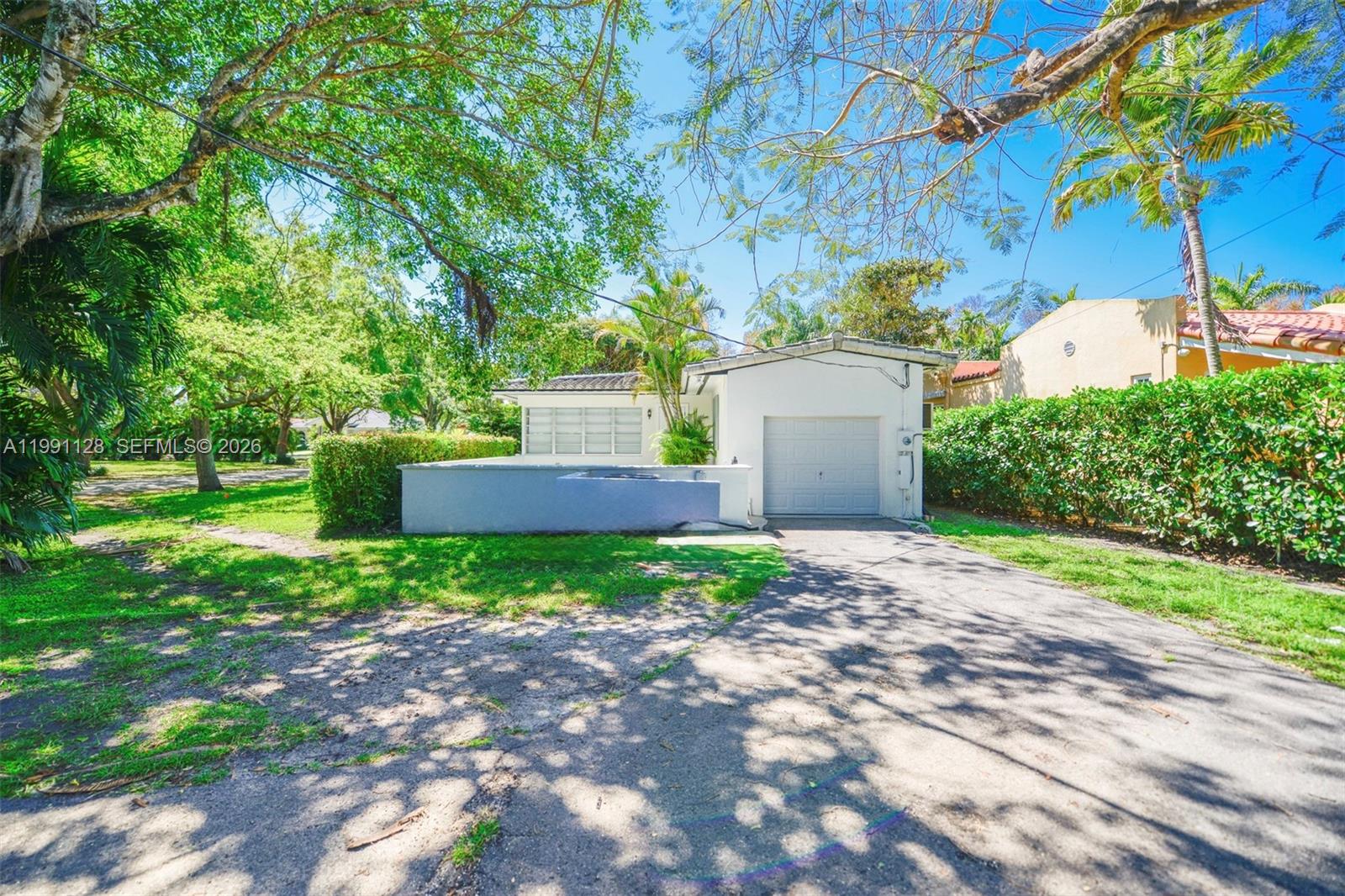 CORAL GABLES SEC E - Residential