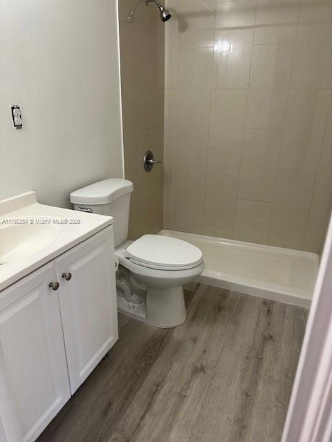 ENGLEWOOD - Residential Lease