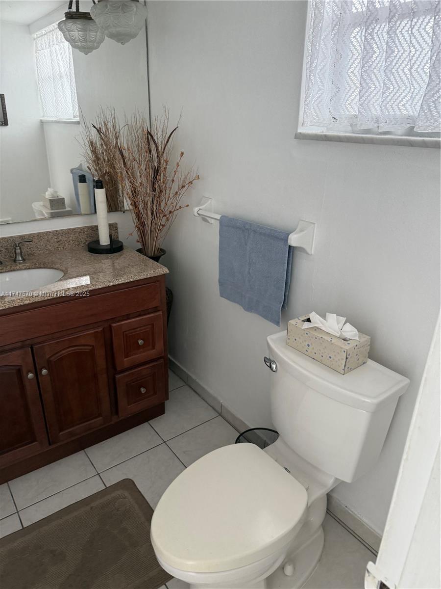 SIXTH MOORINGS CONDO - Residential