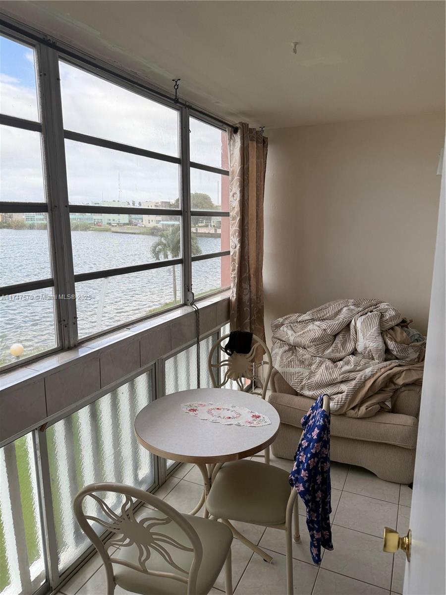 SIXTH MOORINGS CONDO - Residential