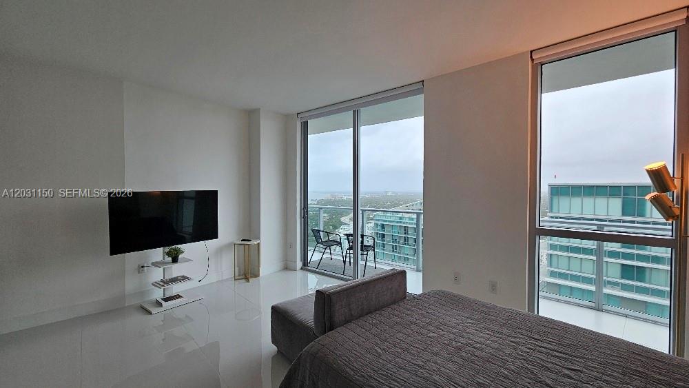 1100 MILLECENTO RESIDENCE - Residential Lease