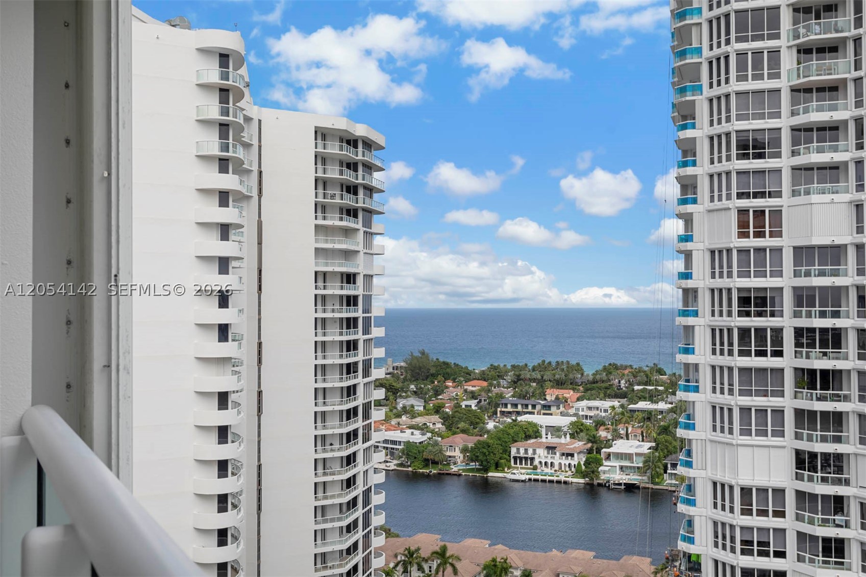 NORTH TOWER AT THE POINT - Residential