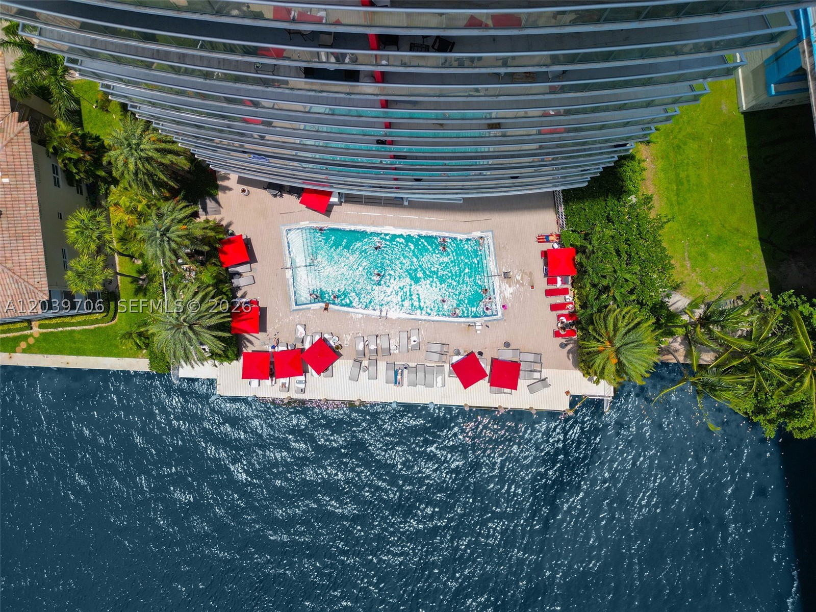 BEACHWALK CONDOMINIUM - Residential