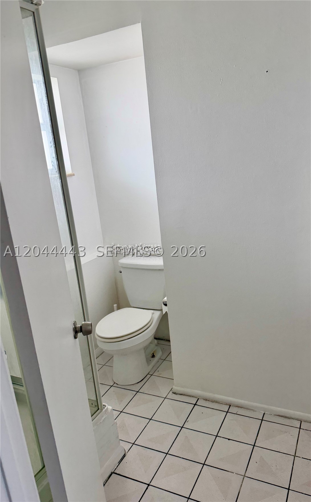 JADE WINDS GROUP - - Residential