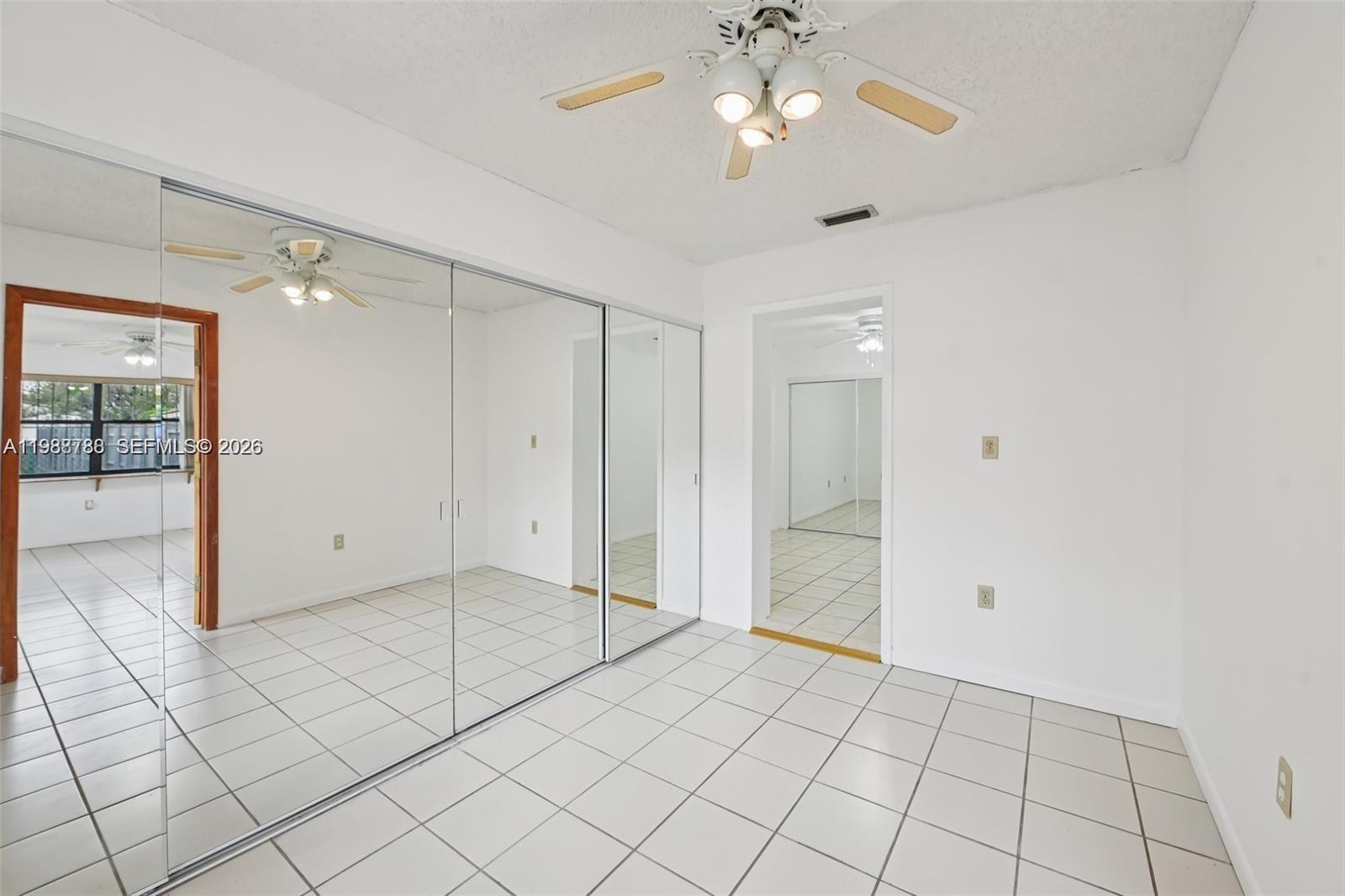 HOMES OF VERSAILLES 9624 - Residential