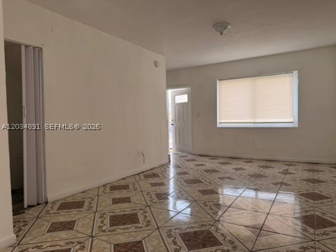 SUNSET PALM VILLAS CONDO - Residential Lease