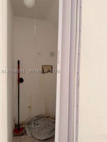 SUNSET PALM VILLAS CONDO - Residential Lease
