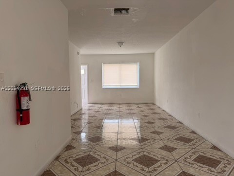SUNSET PALM VILLAS CONDO - Residential Lease