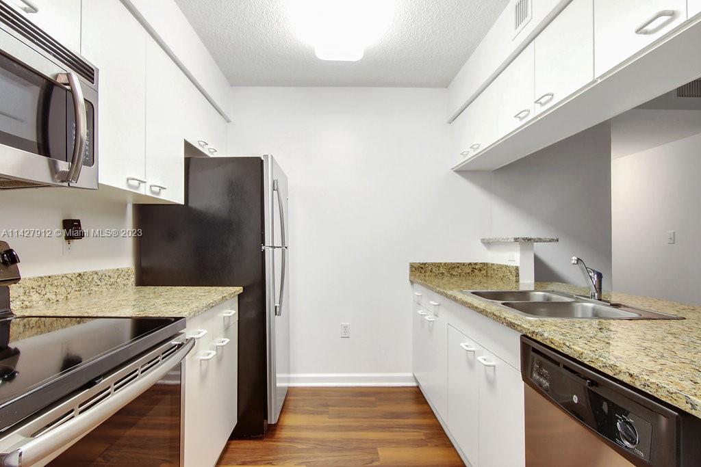 Bay Parc - Residential Lease