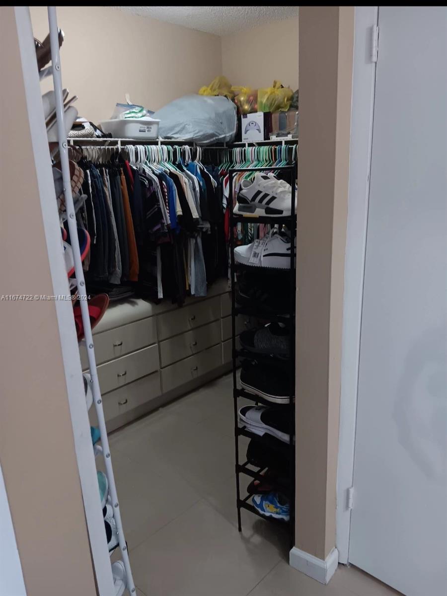 VILLA RUSTICA I CONDO - Residential
