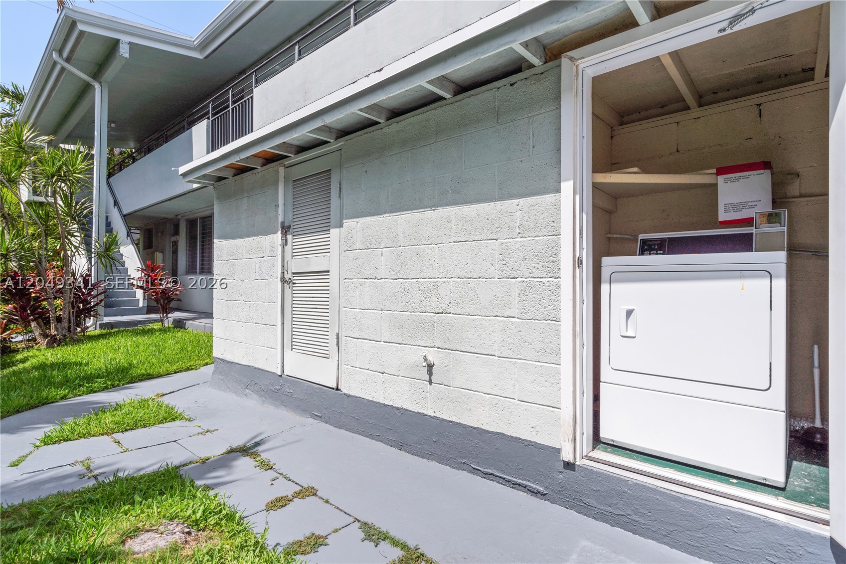 1060 CO-OP APTS INC - Residential