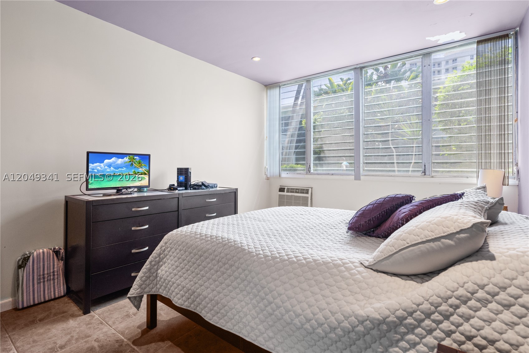 1060 CO-OP APTS INC - Residential