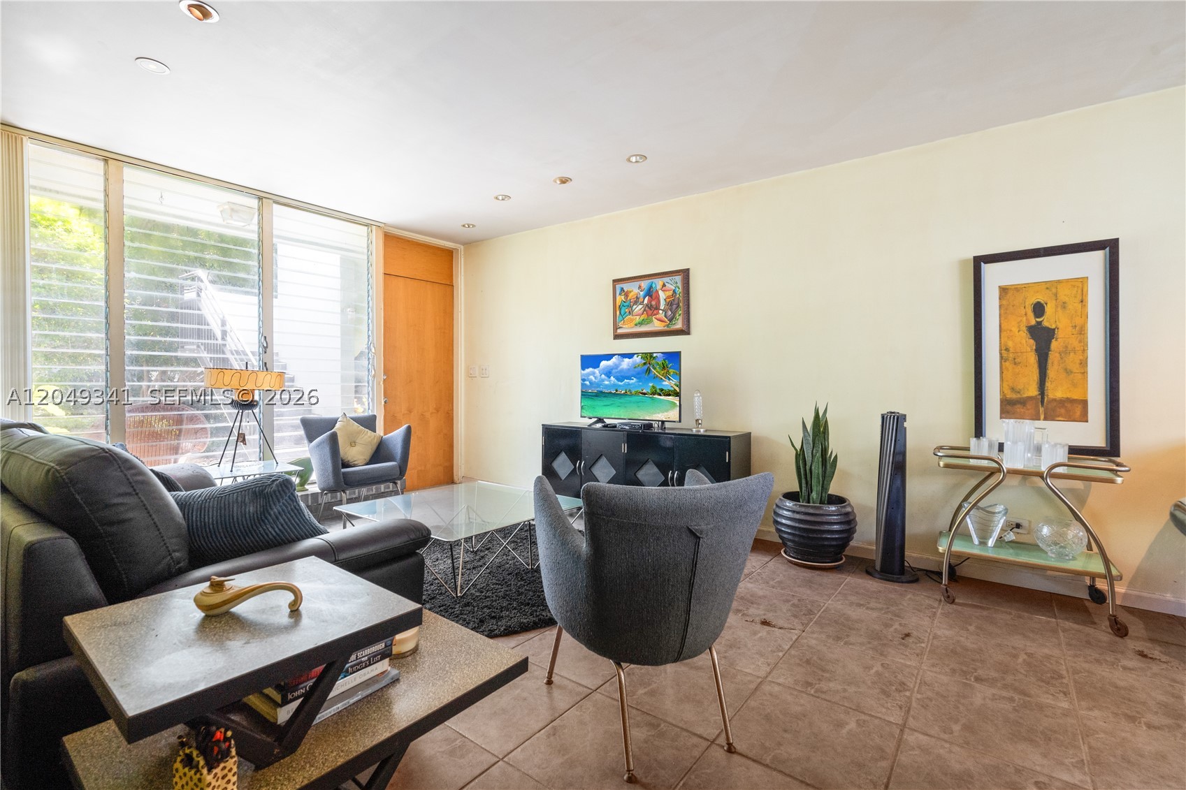1060 CO-OP APTS INC - Residential