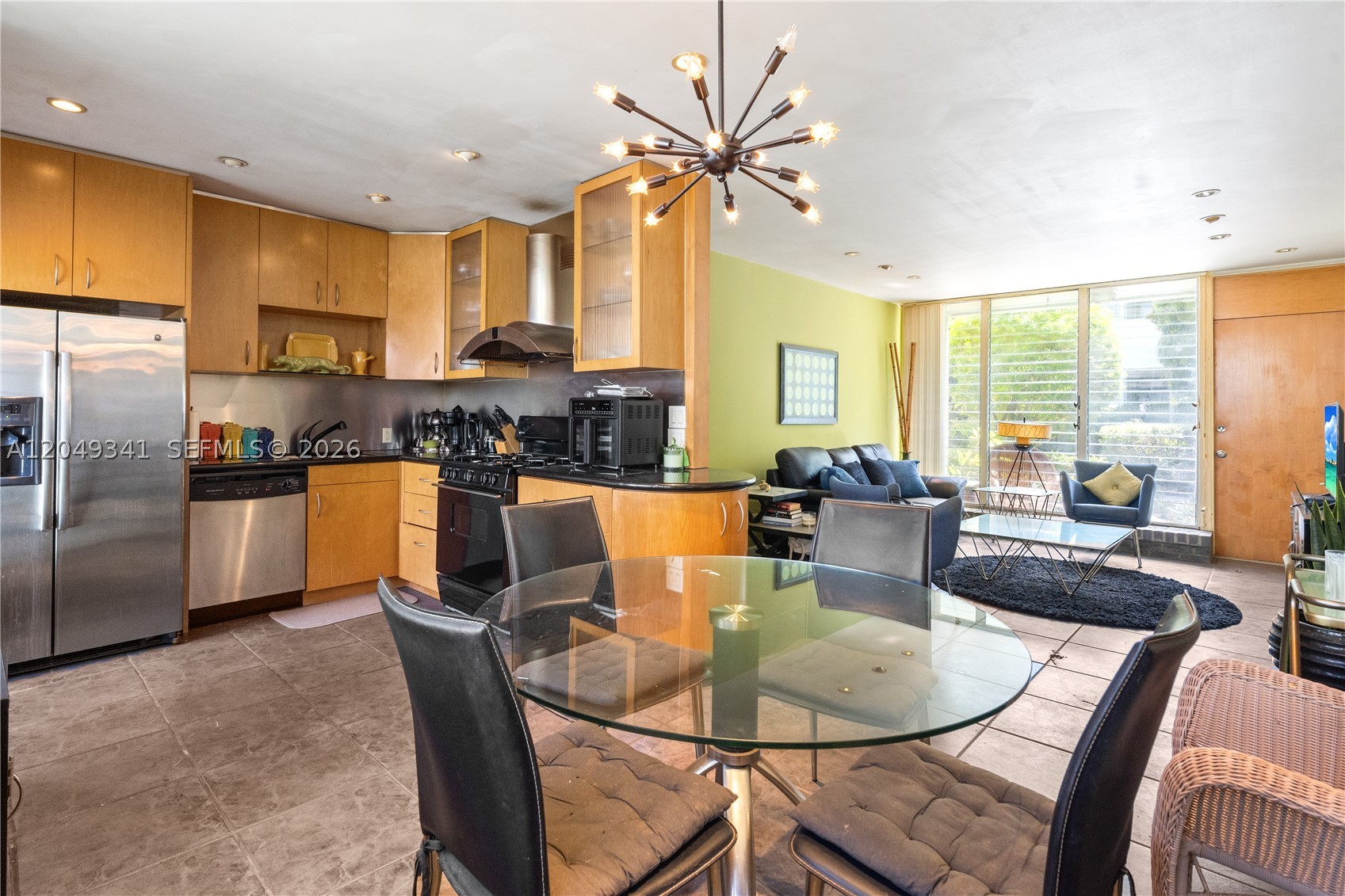 1060 CO-OP APTS INC - Residential