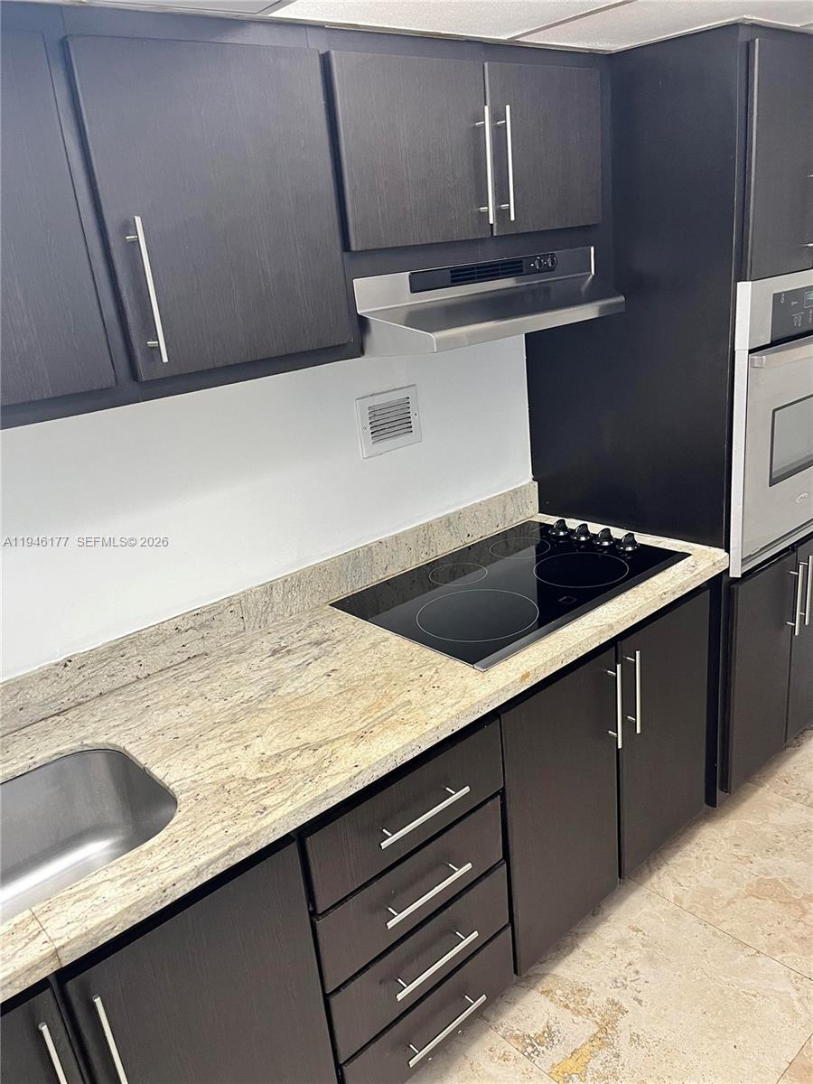 MIRADOR 1000 CONDO - Residential