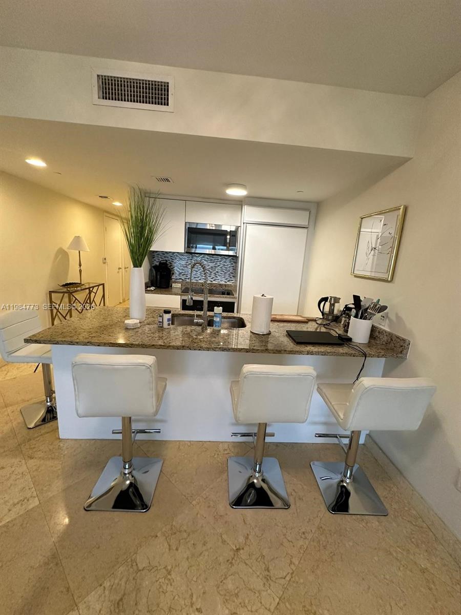BEACH CLUB THREE CONDO - Residential