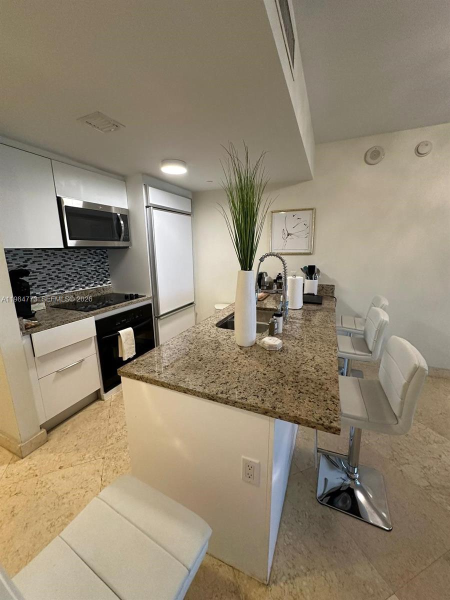 BEACH CLUB THREE CONDO - Residential