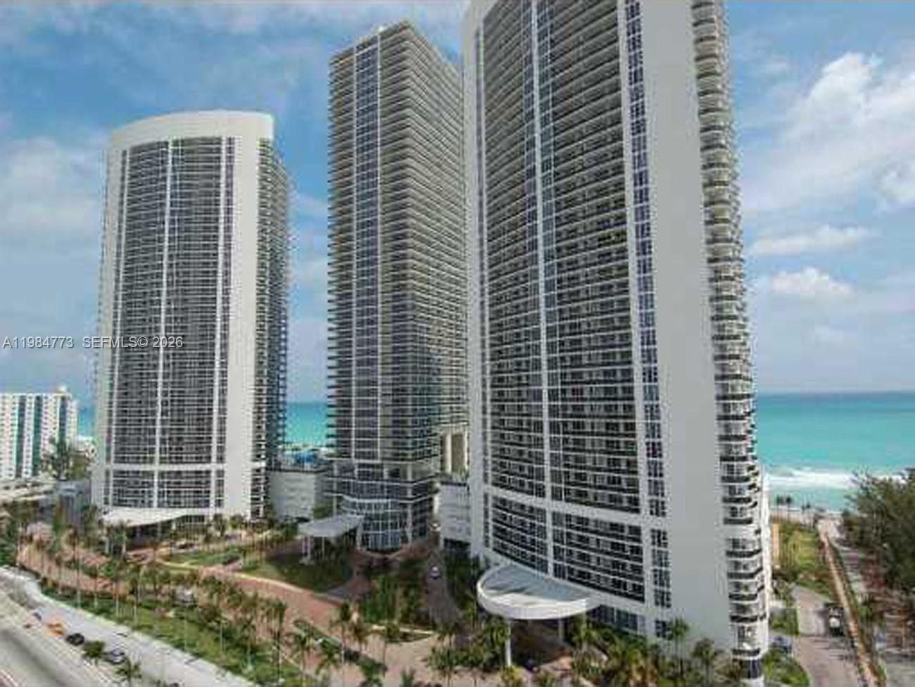 Great views of the Intracoastal and city skyline from this fully furnished 1-bedroom plus den/1 full bath unit with additional 195 Sq. Ft balcony, all within a luxurious 5-star complex. Located directly on the ocean, this building boasts a wealth of amenities, including a 40,000 sq.ft full-service spa and fitness center, a restaurant, and a bar with pool service. With a 9-acre site featuring 810ft. of ocean frontage, residents enjoy the convenience of full-time concierge services and 24-hour valet parking. EASY TO SHOW.