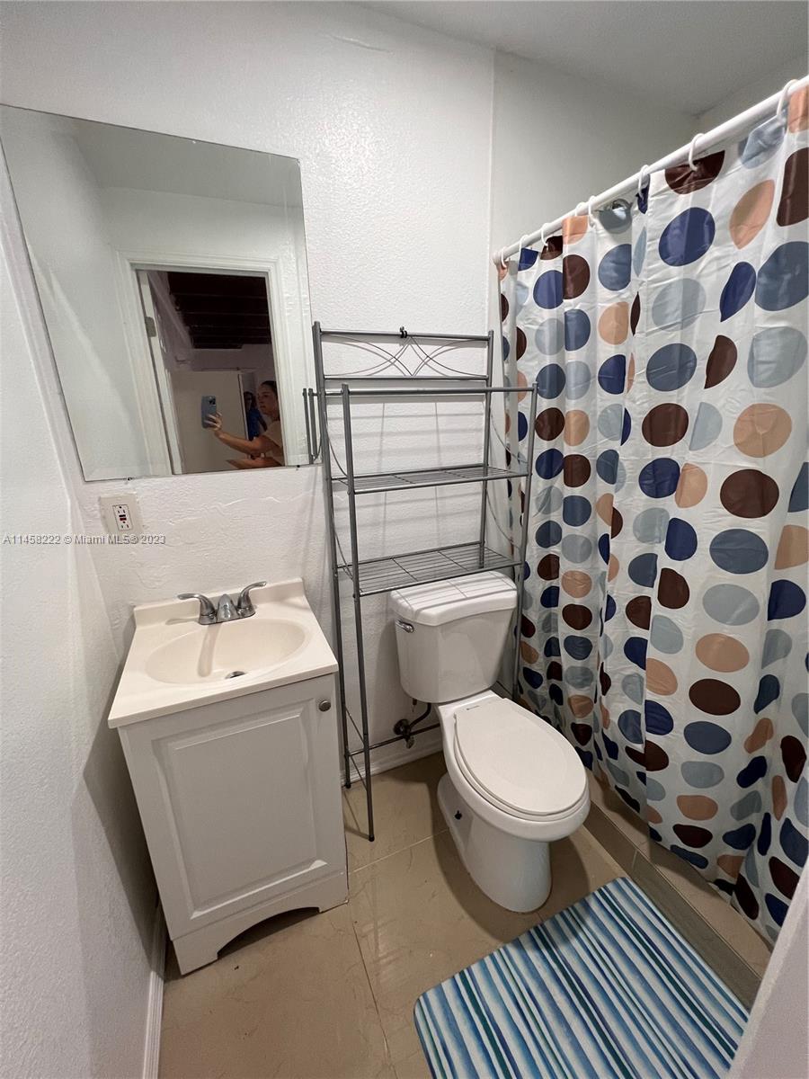 FLORAL PK 1ST AMD - Residential Lease