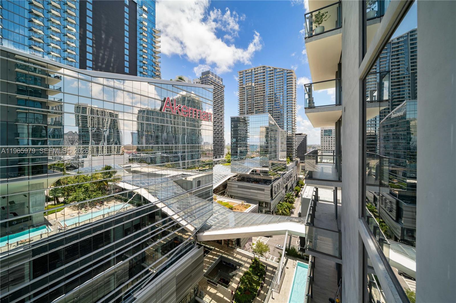 REACH CONDO - Residential