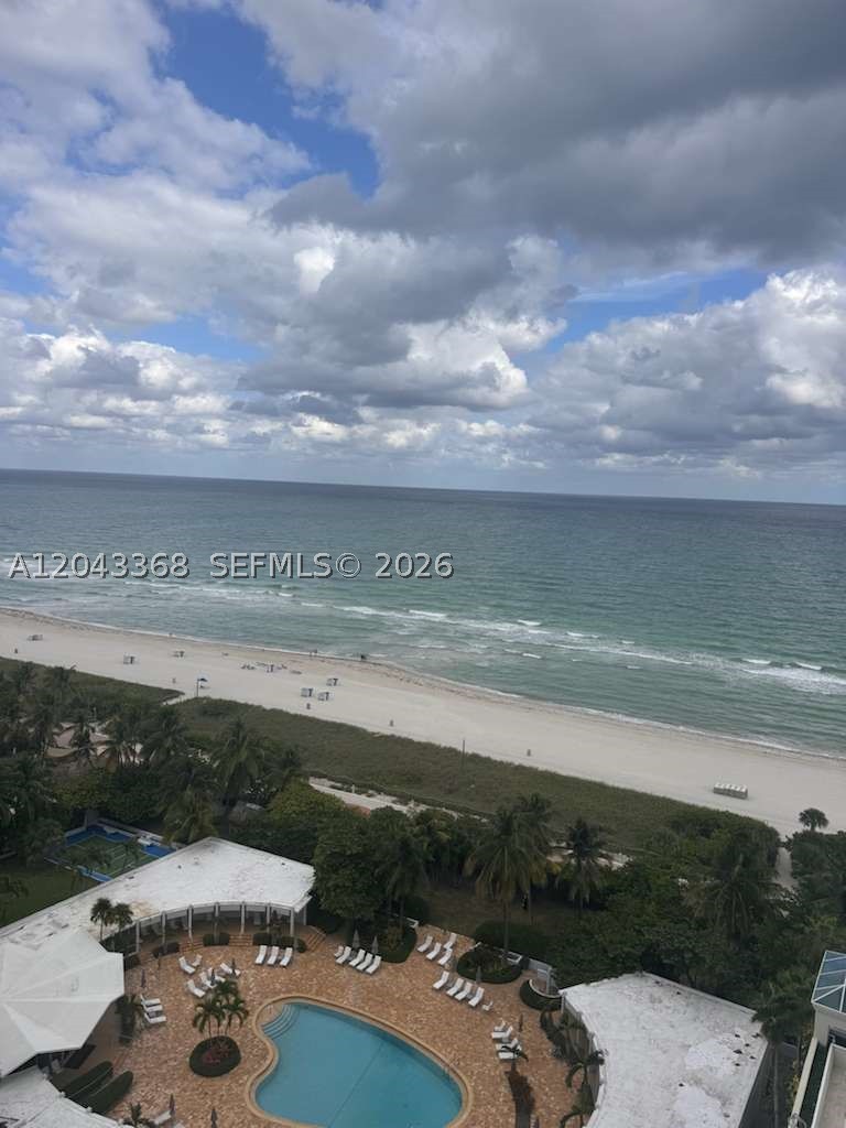 CAPOBELLA CONDO - Residential