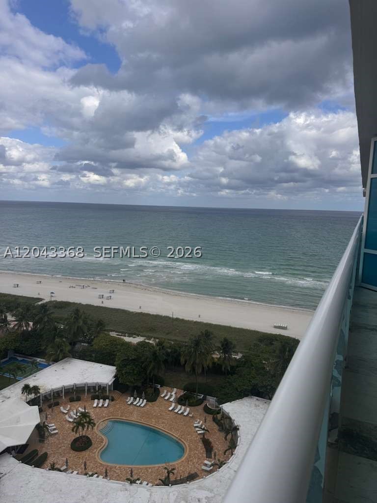 CAPOBELLA CONDO - Residential