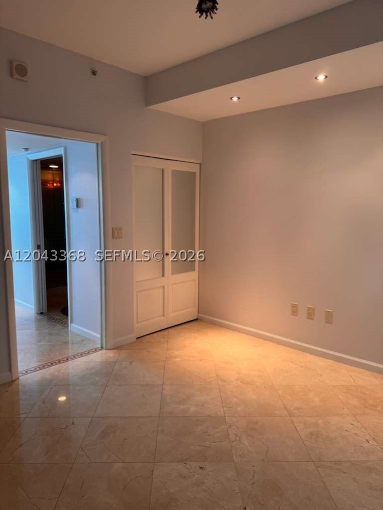 CAPOBELLA CONDO - Residential