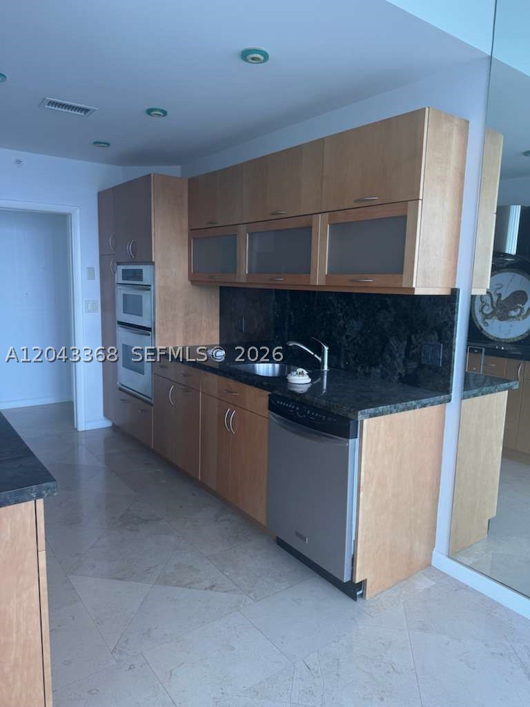 CAPOBELLA CONDO - Residential