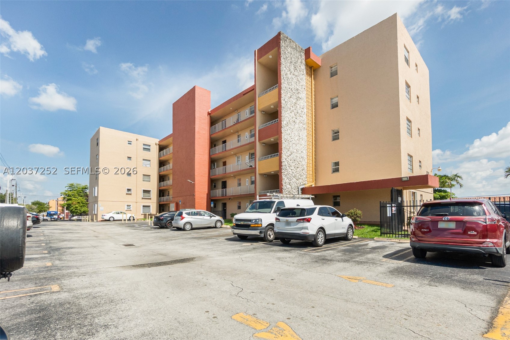 FLAGLER SIXTY CONDO - Residential