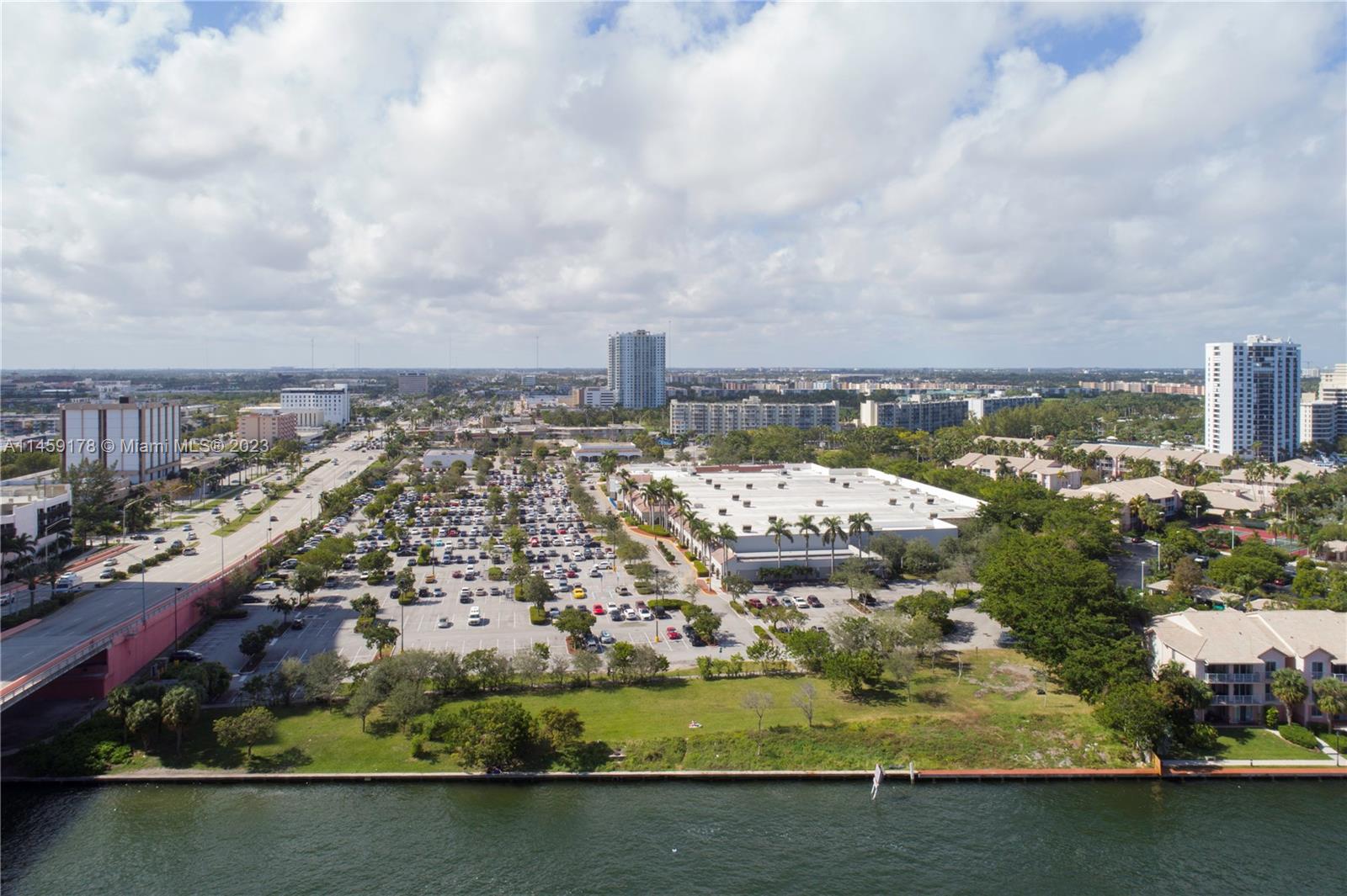 4010 SOUTH OCEAN CONDO - Residential