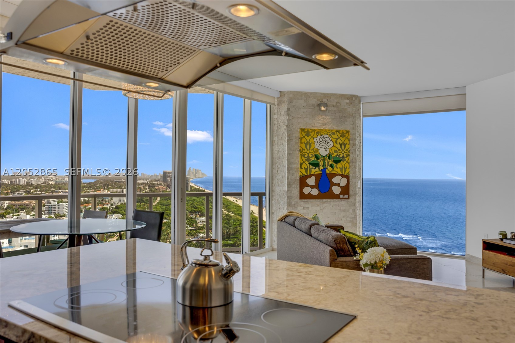 ST TROPEZ OCEAN CONDO - Residential