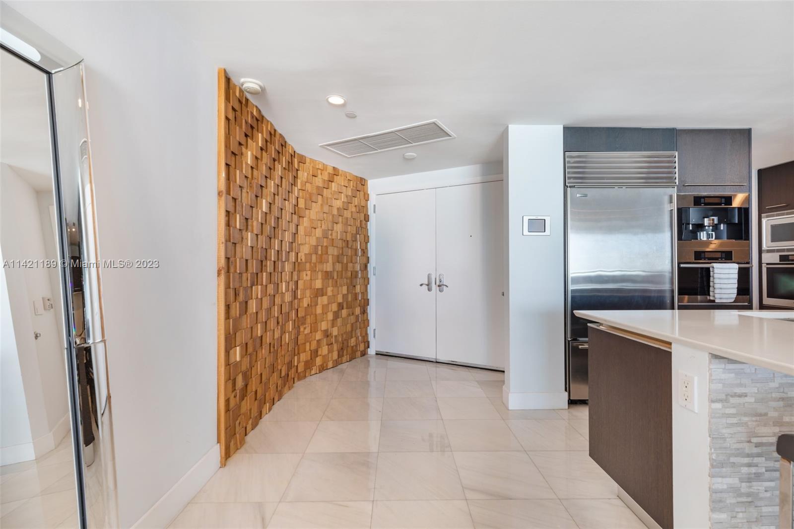 JADE BEACH CONDO - Residential Lease