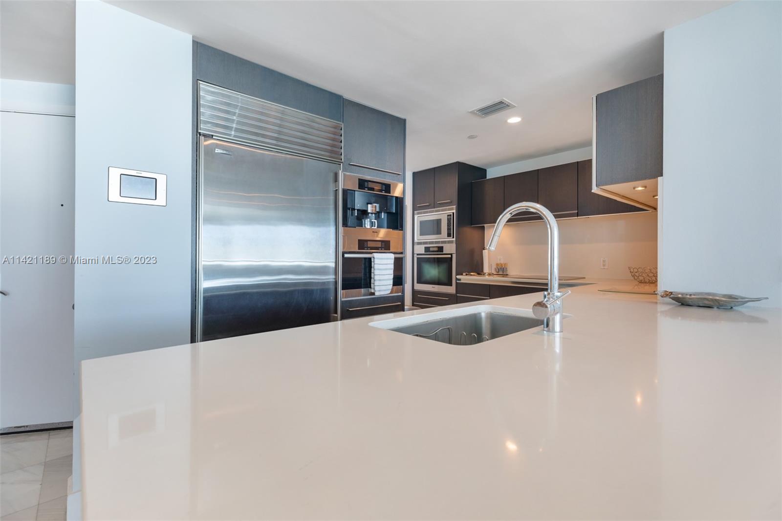JADE BEACH CONDO - Residential Lease