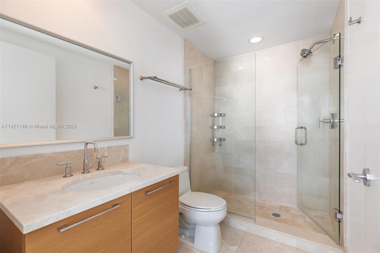 JADE BEACH CONDO - Residential Lease