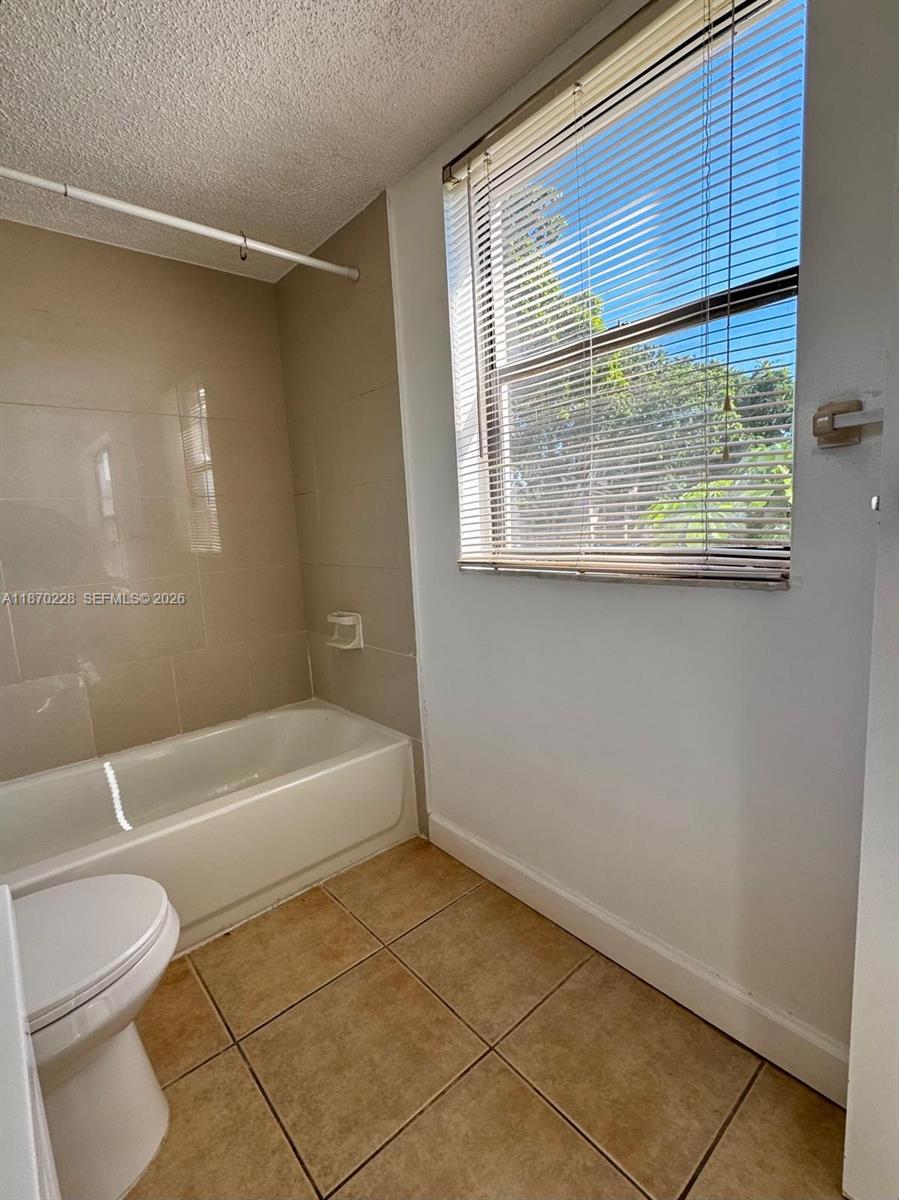 PALM AIRE GARDENS CONDO - Residential