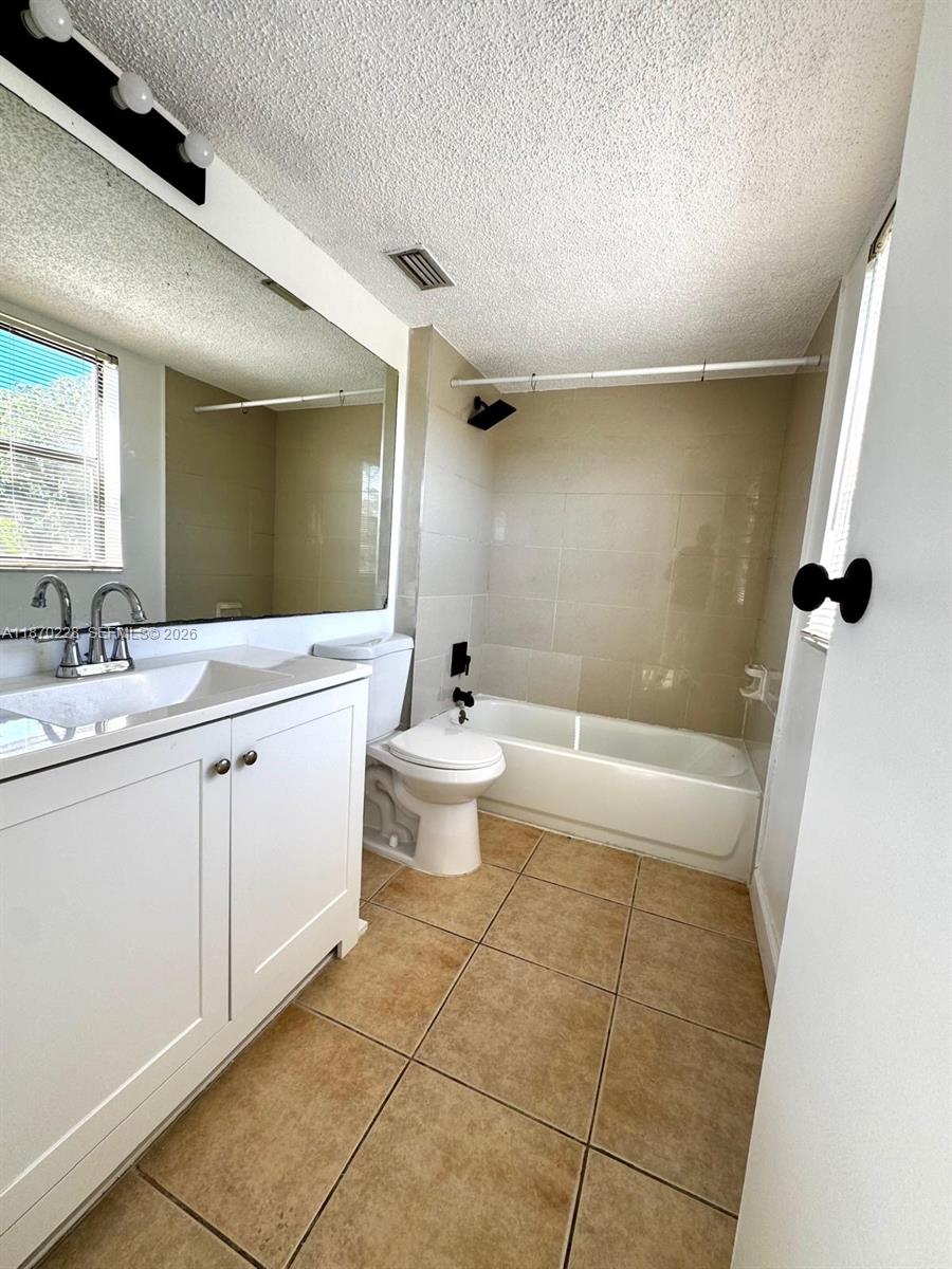 PALM AIRE GARDENS CONDO - Residential