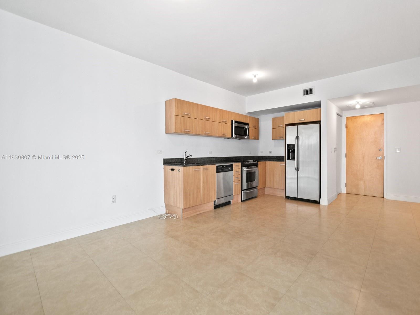 WIND CONDO - Residential Lease