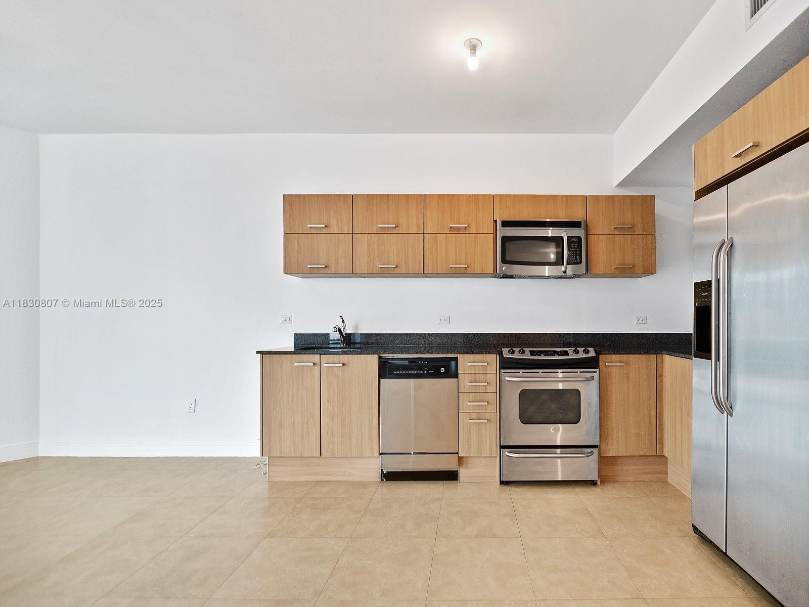 WIND CONDO - Residential Lease