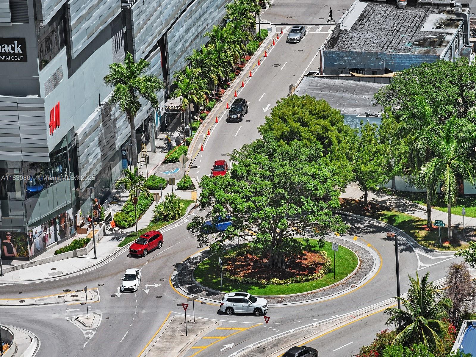 WIND CONDO - Residential Lease