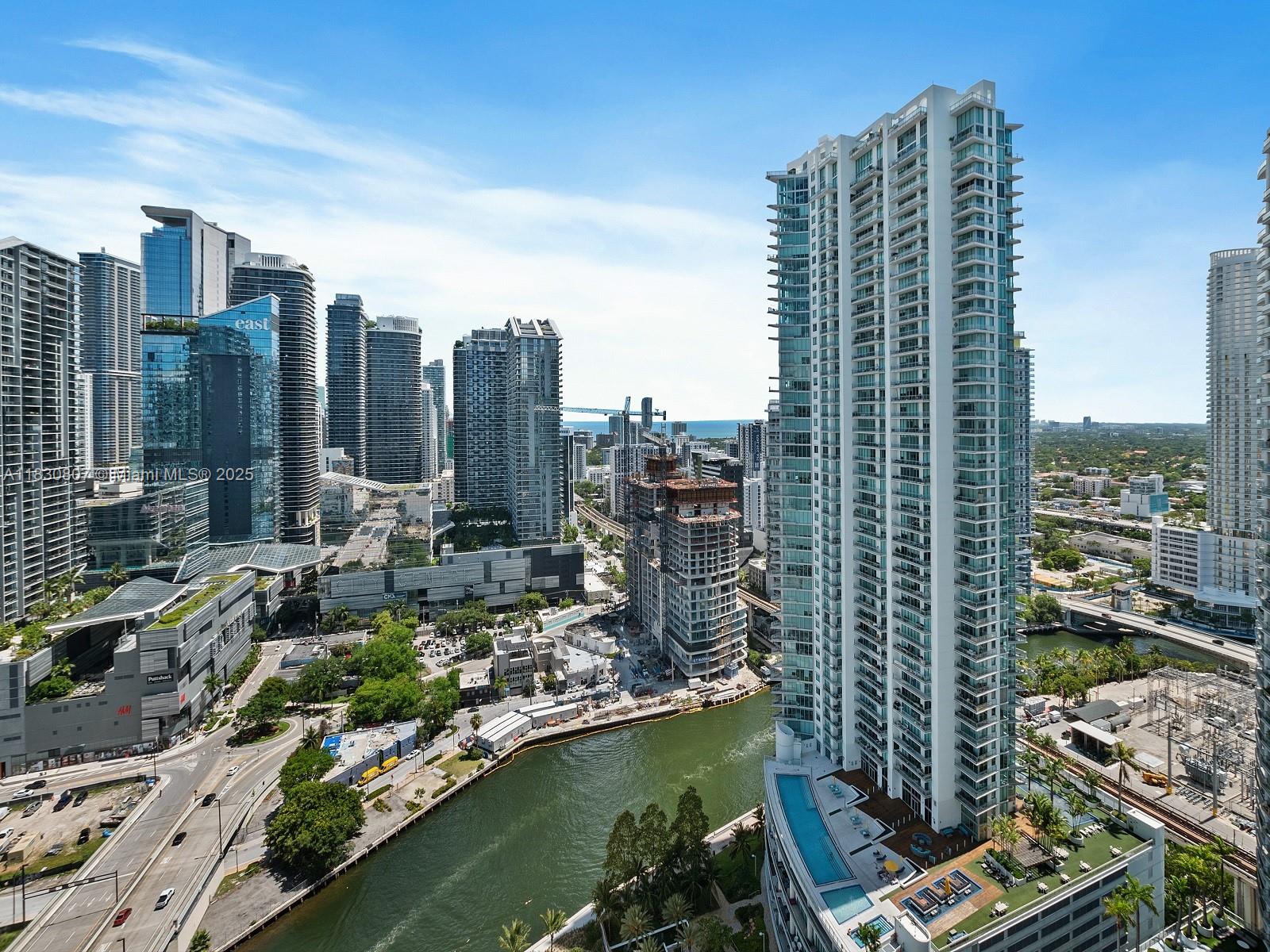 WIND CONDO - Residential Lease