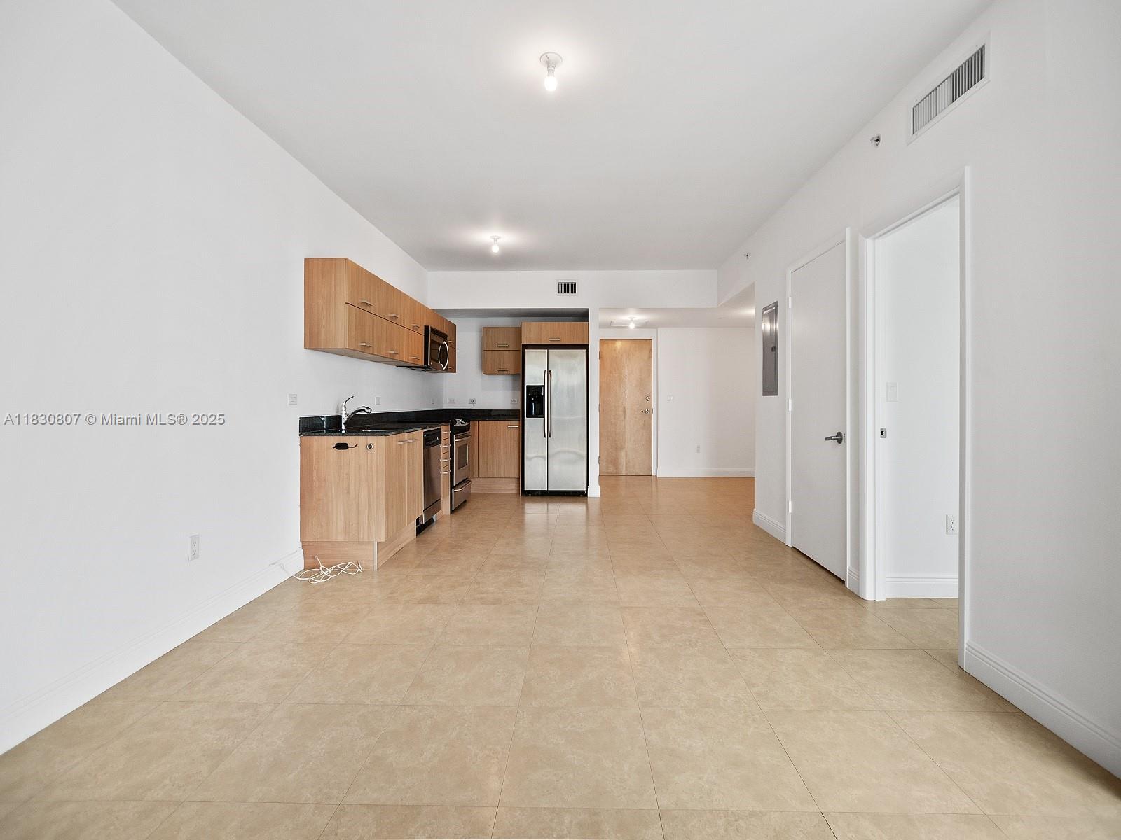WIND CONDO - Residential Lease
