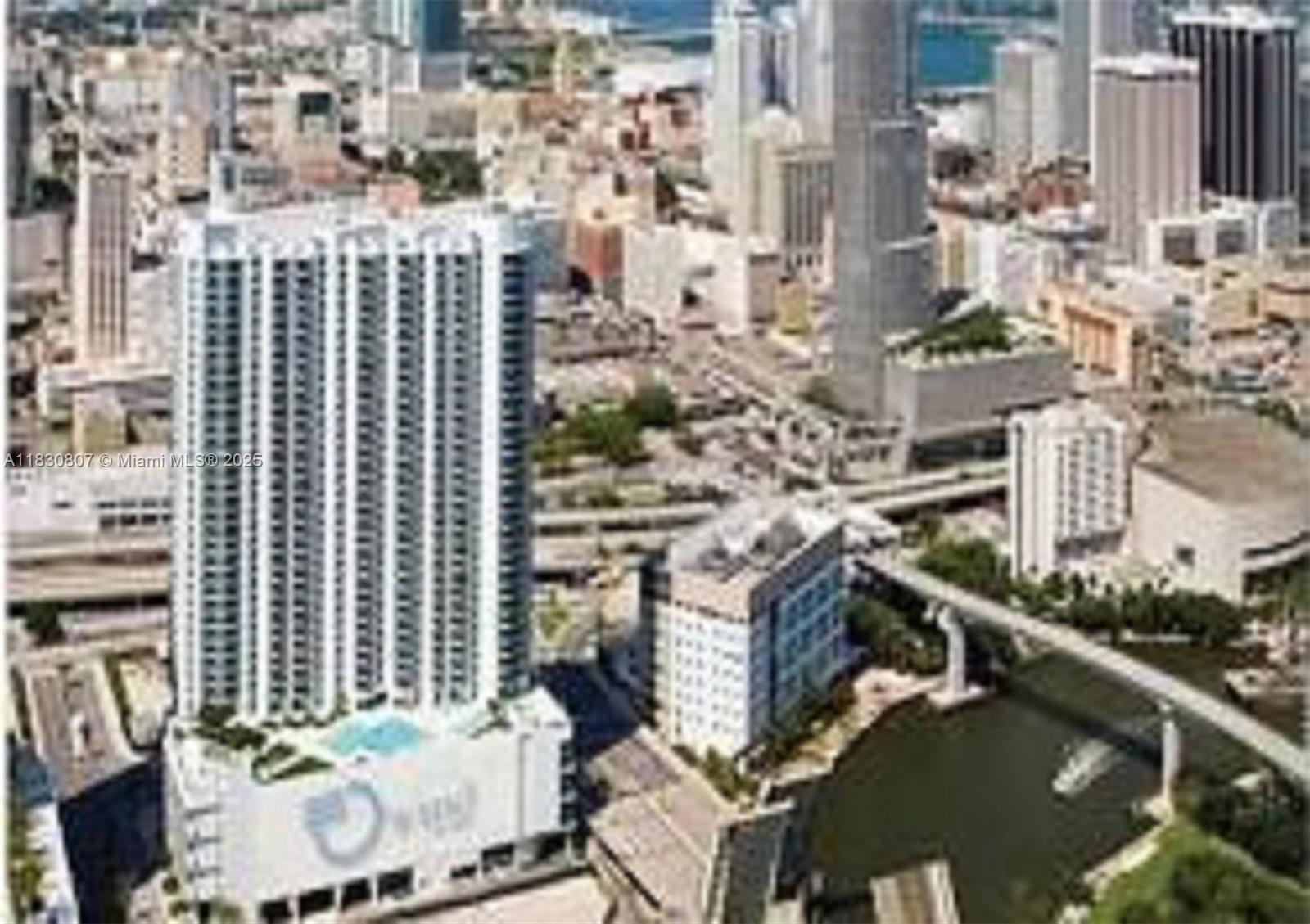 WIND CONDO - Residential Lease