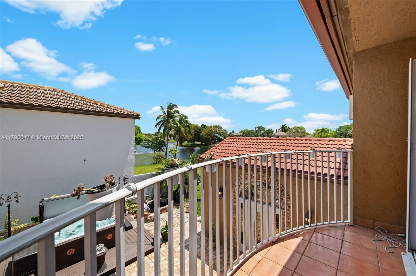 TOWNGATE - Residential