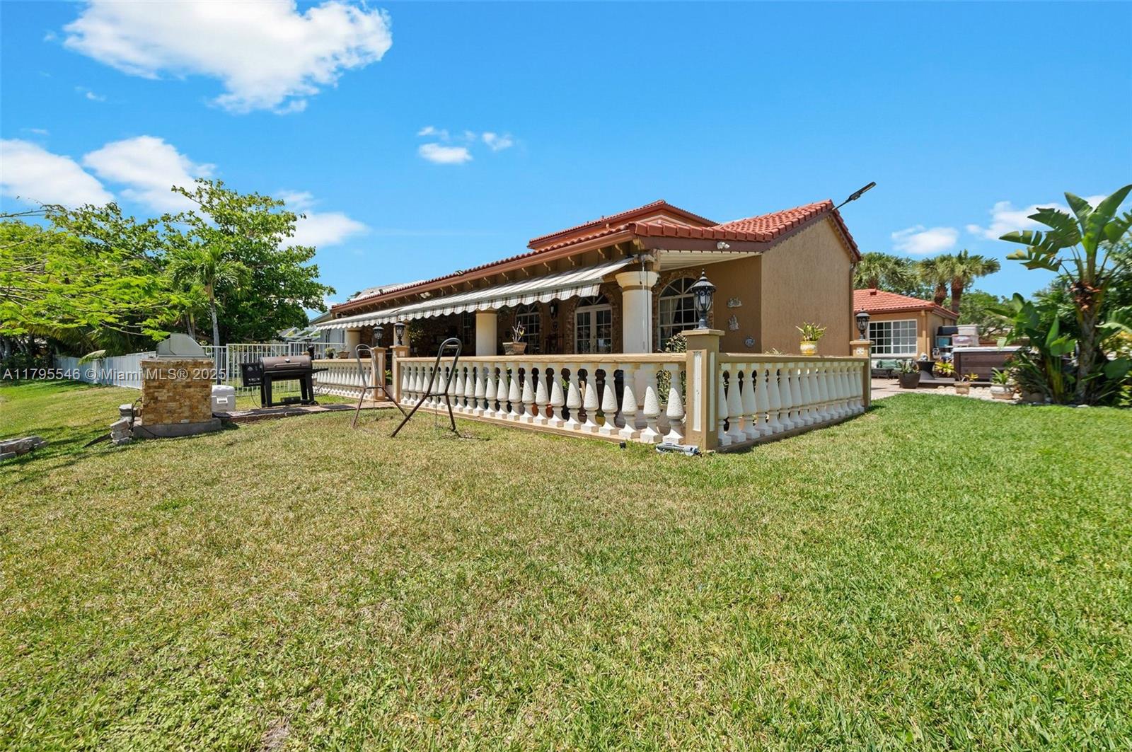 TOWNGATE - Residential