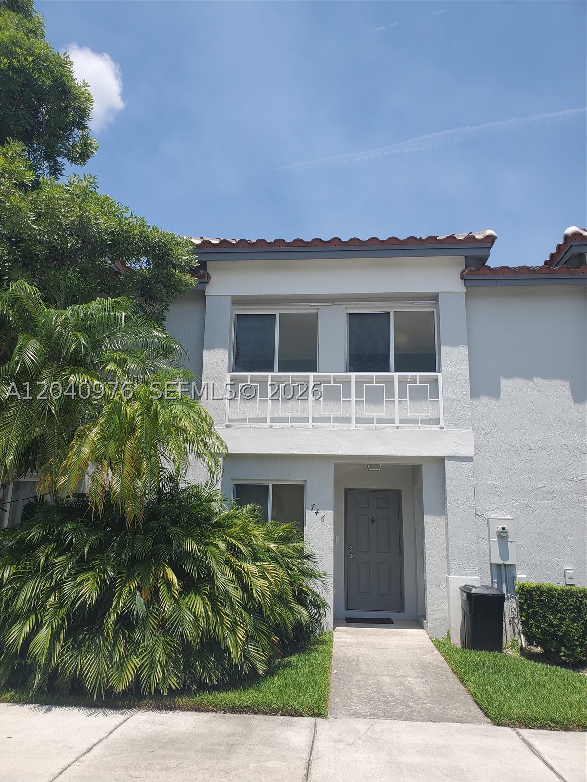 MALIBU BAY - Residential Lease